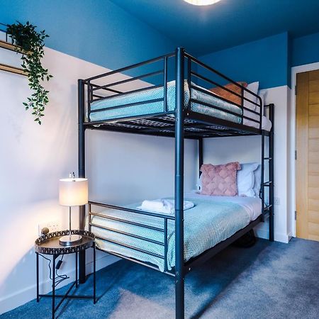 Stunning 2 Bed Apt By Greenstay Serviced Accommodation - Located In Formby Village - Perfect For Short & Long Stays - Couples, Friends & Families & Business Travellers All Welcome - Dog Friendly - 7 Esterno foto