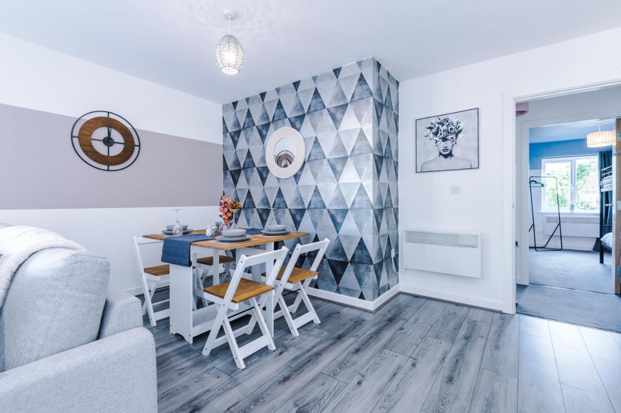 Stunning 2 Bed Apt By Greenstay Serviced Accommodation - Located In Formby Village - Perfect For Short & Long Stays - Couples, Friends & Families & Business Travellers All Welcome - Dog Friendly - 7 Esterno foto