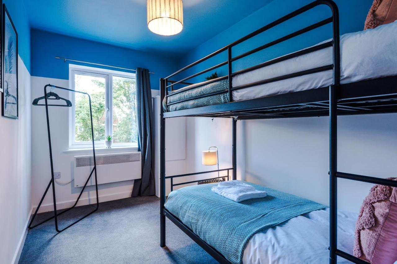 Stunning 2 Bed Apt By Greenstay Serviced Accommodation - Located In Formby Village - Perfect For Short & Long Stays - Couples, Friends & Families & Business Travellers All Welcome - Dog Friendly - 7 Esterno foto
